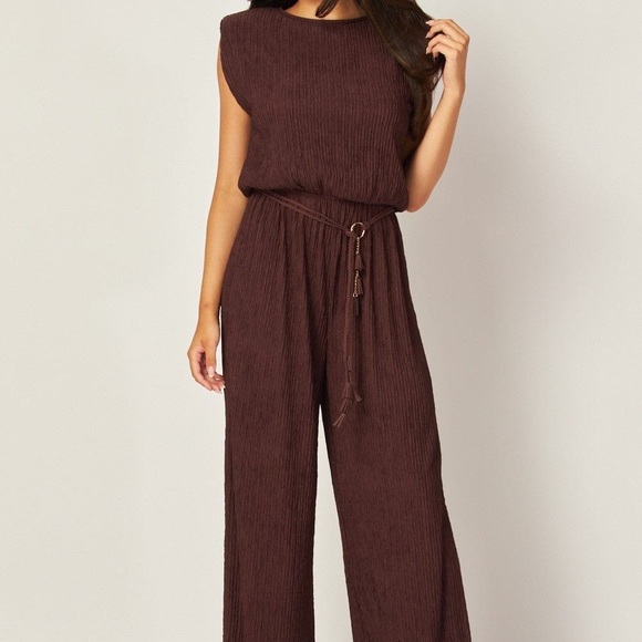 Love Poem Pants - Elegant Sleeveless Brown Jumpsuit